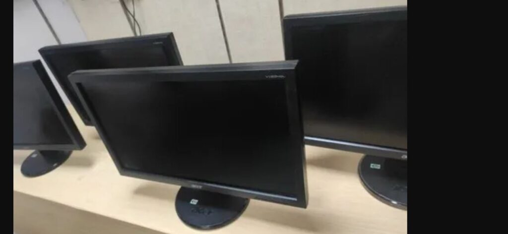 monitor lot sale